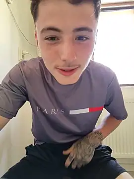denysio89 live XXX chat