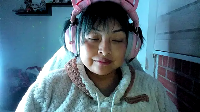 Chatroom XXX en direct de Shaddycute_