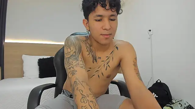 Chat XXX ao vivo de Liam__fox
