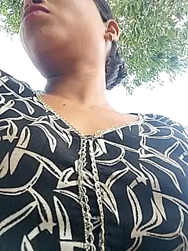 Jyoti_rathor's Live XXX Chat