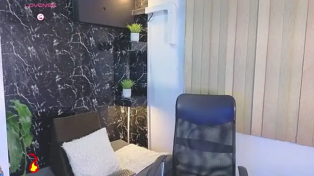 Živý XXX chat MR_EITHAN