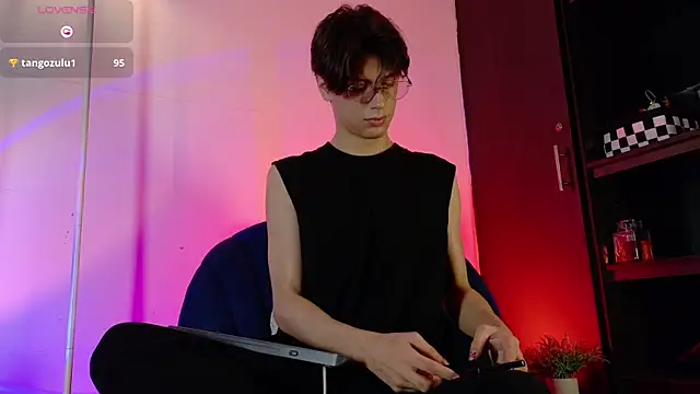 Živý XXX chat lui_x_dust