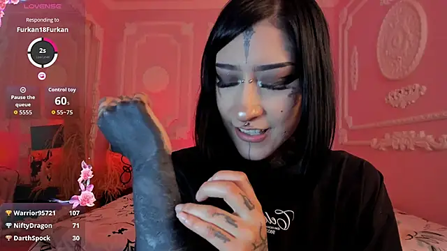 Kat_VonDeのライブXXXチャット