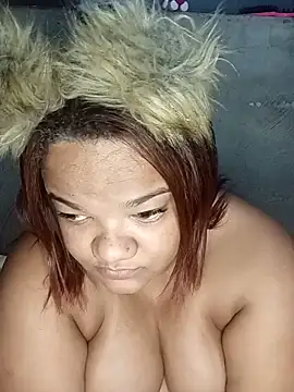 Meellcarioca Adlı Modelin Canlı XXX Sohbeti