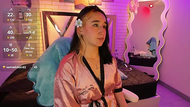 Lua_bloom_ Live XXX-chat