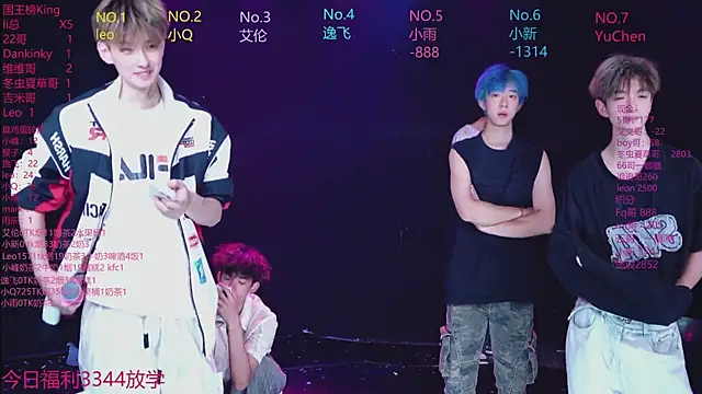 AAA-winner live XXX chat