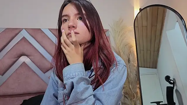 ashly_jones_'s Live XXX Chat