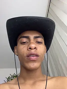 Antonelo_blake XXX чат на живо