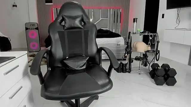 Chat XXX Live master_leather
