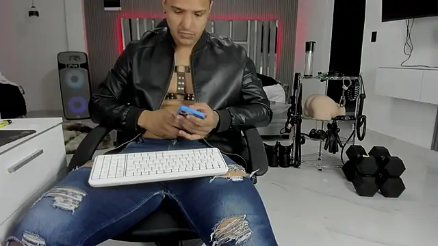 master_leather live XXX chat