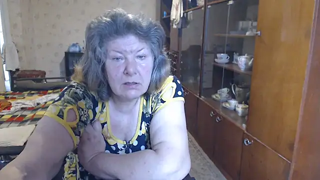 Chat +18 de HotLusi ao vivo