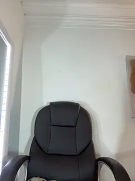 XXX chat uživo modela Adeline_1