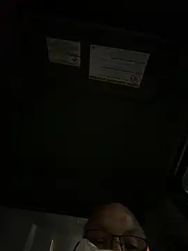 Mallu_EpicLove: διαδικτυακό σόου στην κάμερα