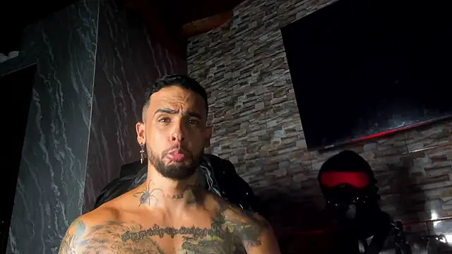 Chat XXX ao vivo de Seth_Owner