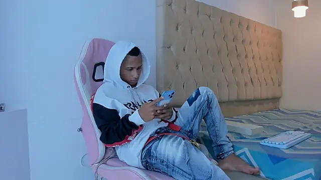 Supreme_Badboy Live XXX-chat