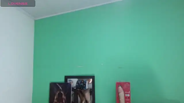 avaleri_cherry Chat XXX in diretta