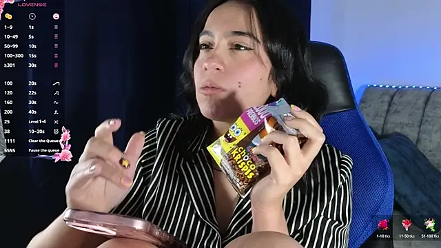 Chat +18 de ZaraDames_ ao vivo