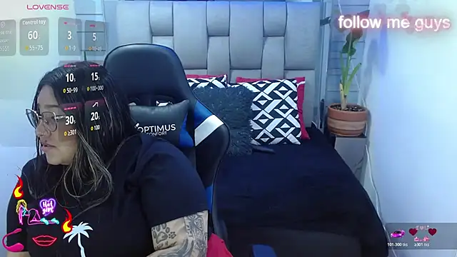 Živý XXX chat evelin_zaens