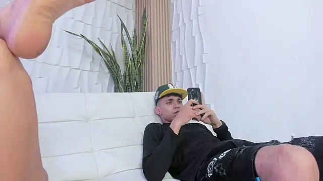 Chatroom XXX en direct de AmazingPartys