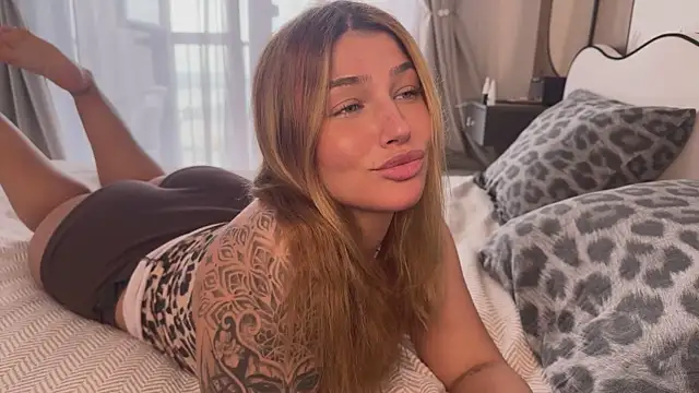 Anna_Six live XXX chat
