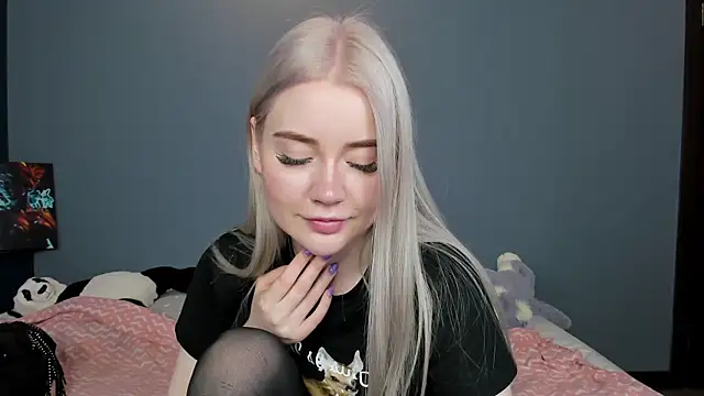 Lillie_Berry: онлайн-секс-чат