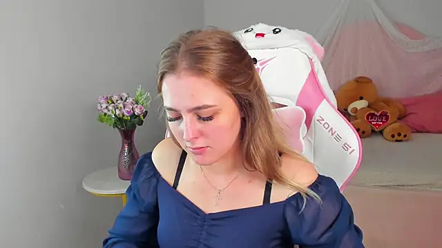 EllaBells Chat XXX in diretta