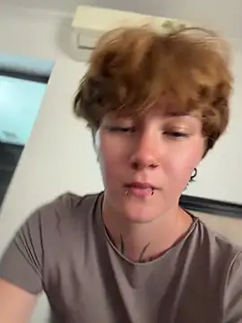 IceMur – Naživo XXX chat