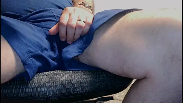 thickdaddy59 élő XXX-chatje