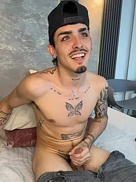 Show modela NikoStone_ na web-kameri