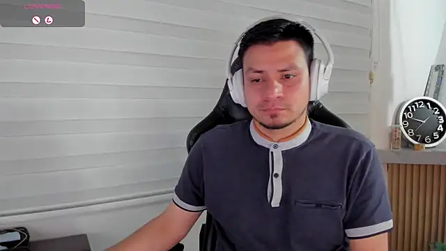 Rick_Adams 现场XXX聊天