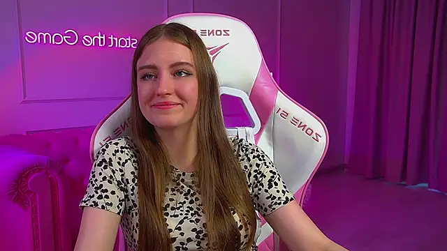 SofiaSarvains' Live XXX Chat