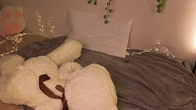 honey_cherrry Adlı Modelin Canlı XXX Sohbeti