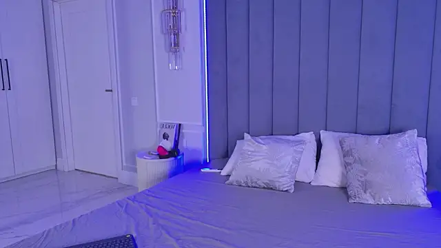 XXX chat uživo modela VioletAsh