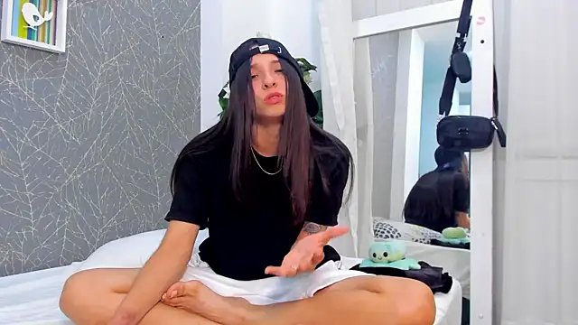 ViictoriiaSaenz Chat XXX in diretta