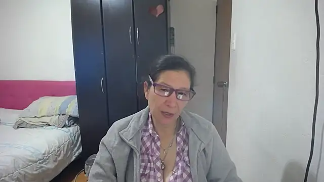 latin49 Chat XXX live