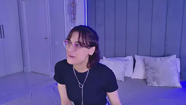 VioletAsh's Live XXX Chat