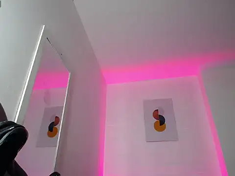Ayliinn_'s Webcam Show