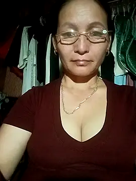 Chat XXX en directo de Cucci07