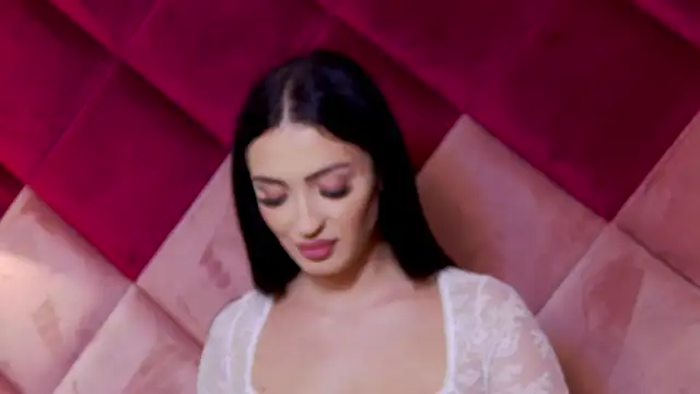 VictoriaLanes Chat XXX live