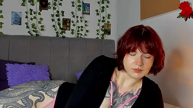 miss_Lizzy Adlı Modelin Canlı XXX Sohbeti