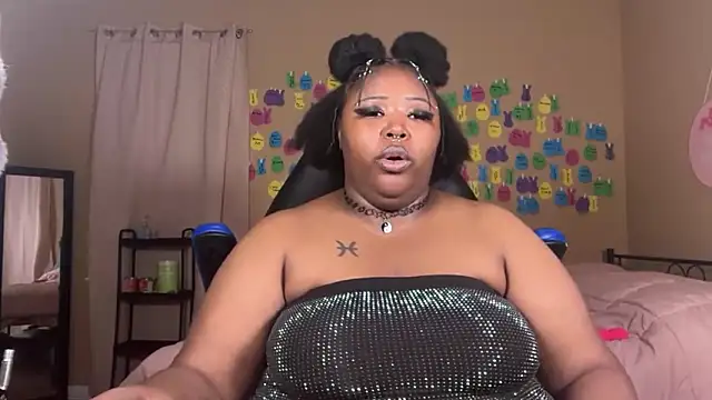 Chocolatebunnyxx96 Chat XXX in diretta