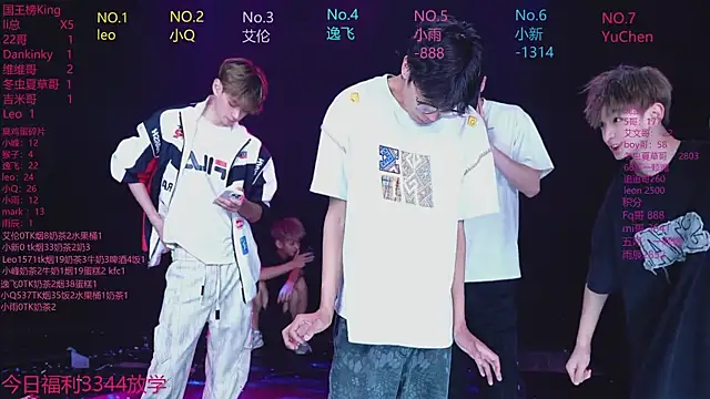 AAA-winner live XXX chat