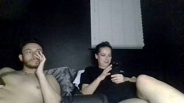 Chat XXX ao vivo de Cloudyydayzz