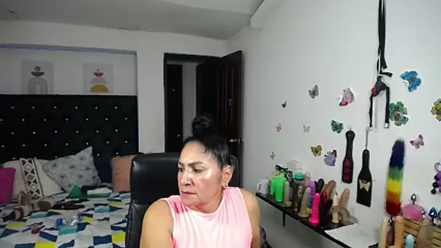 mature_bigboobs10's Live XXX Chat
