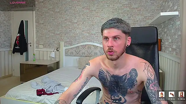 Онлайн чат XXX JonahShaw