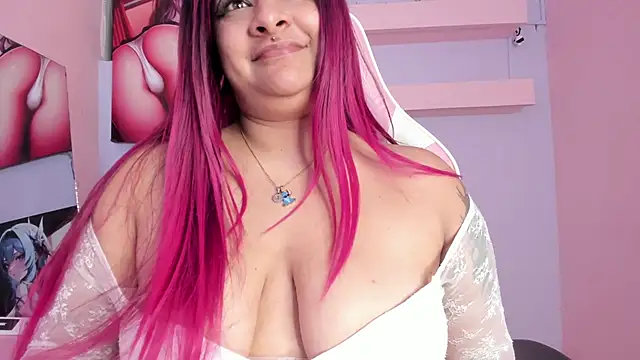 Chatroom XXX en direct de EmeelyMuller