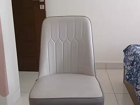 Živý XXX chat Nairforyoual