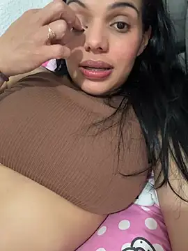 Chat +18 de Anavalle ao vivo
