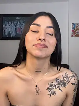 دردشة ananya_sex1 الجنسية المباشرة