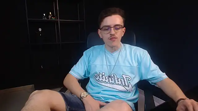 FelixStarkk: вебкам-шоу